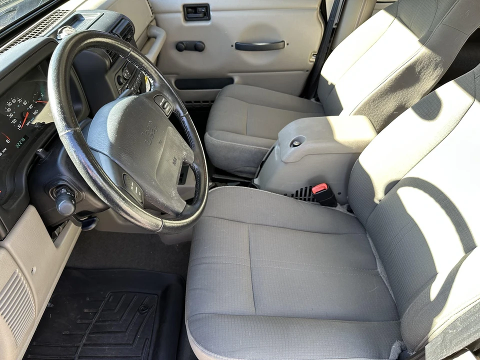 2003 Jeep TJ Wrangler - Image 26 of 31
