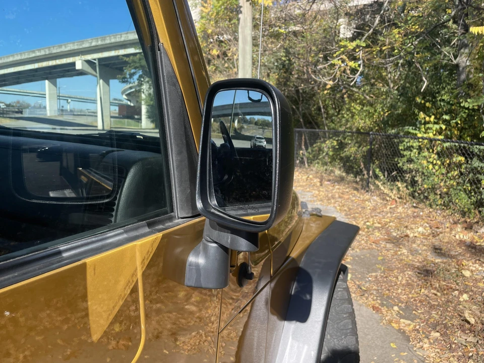 2003 Jeep TJ Wrangler - Image 26 of 31