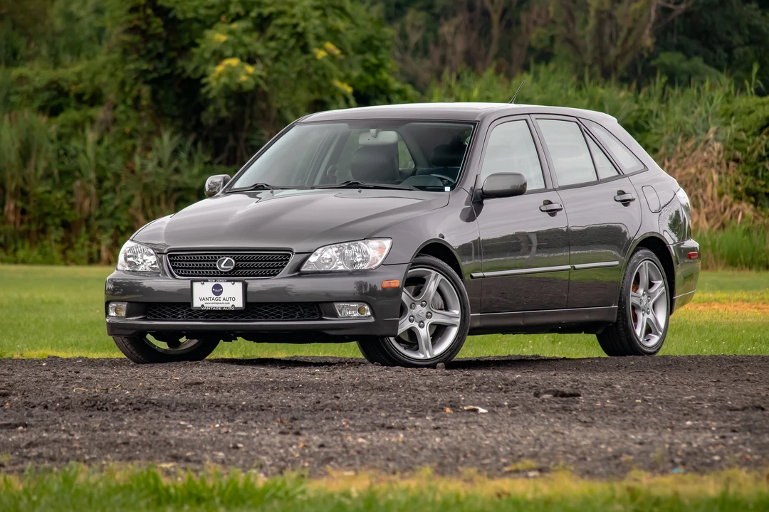 2003 Lexus IS 1st Gen - Image 4 of 31