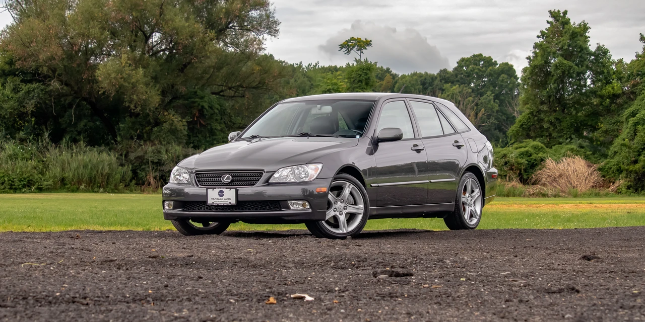 2003 Lexus IS 1st Gen - Image 3 of 31