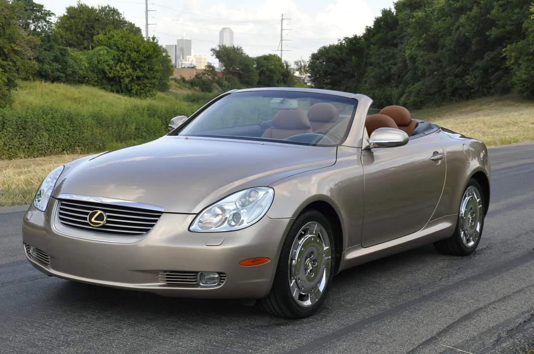 2003 Lexus SC430 - Image 2 of 31