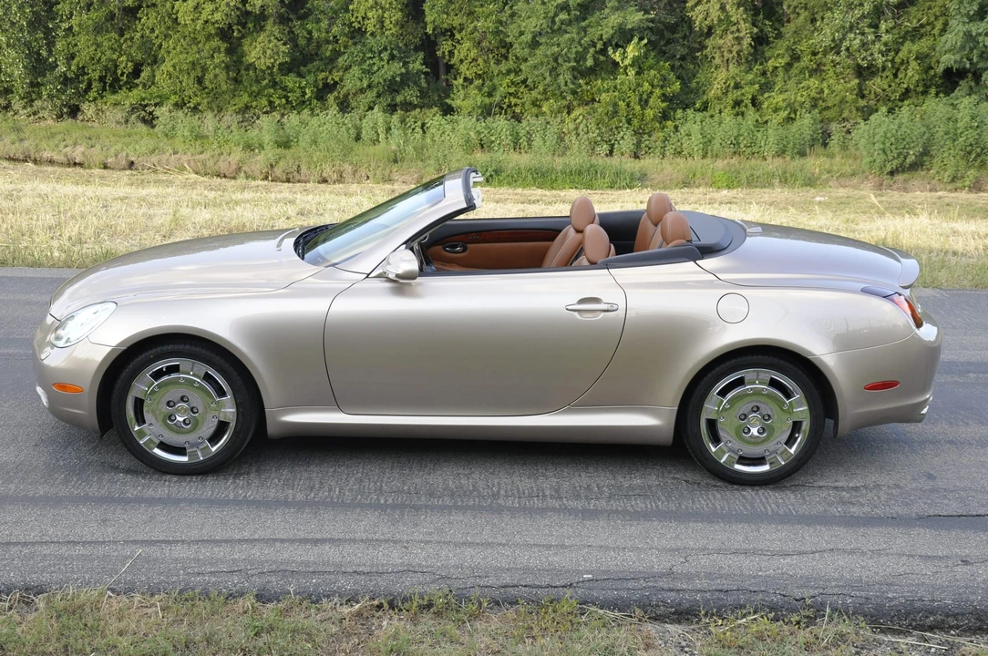 2003 Lexus SC430 - Image 4 of 31
