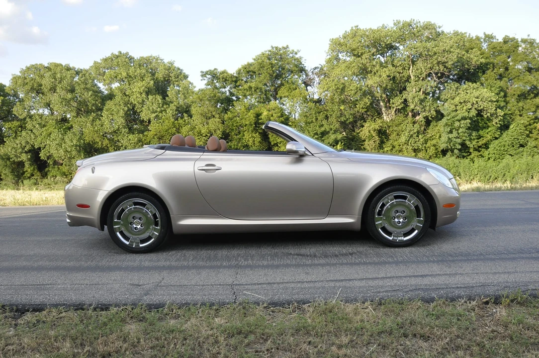 2003 Lexus SC430 - Image 11 of 31