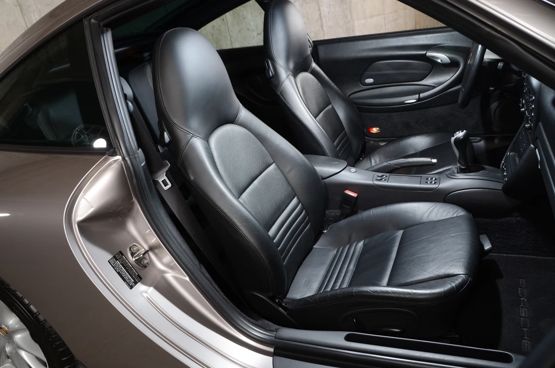 2003 Porsche 996 Carrera - Image 27 of 31