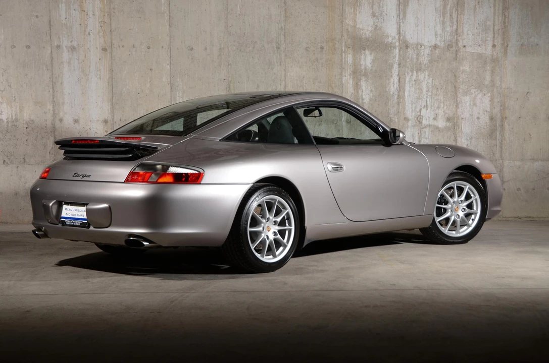 2003 Porsche 996 Carrera - Image 12 of 31