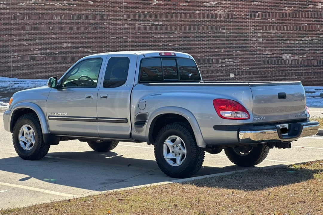2003 Toyota Tundra 1st Gen - Image 2 of 7