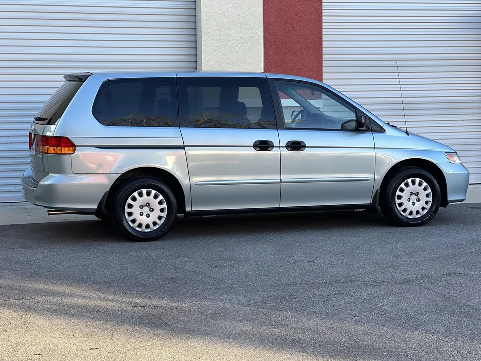 2004 Honda Odyssey - Image 29 of 31