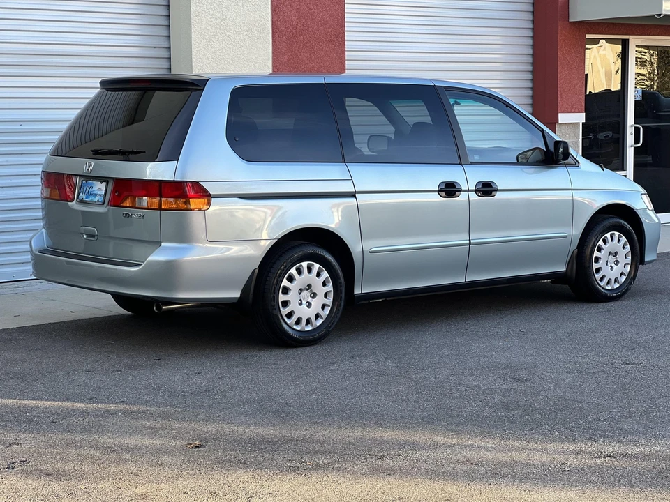 2004 Honda Odyssey - Image 27 of 31