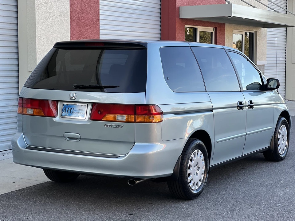 2004 Honda Odyssey - Image 25 of 31