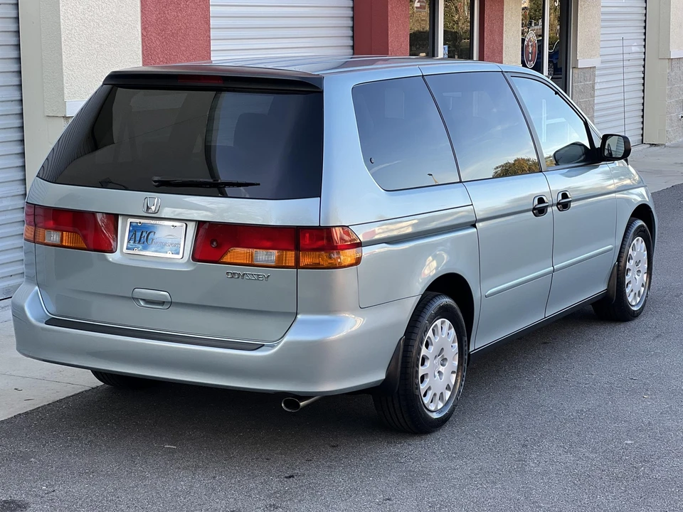 2004 Honda Odyssey - Image 24 of 31