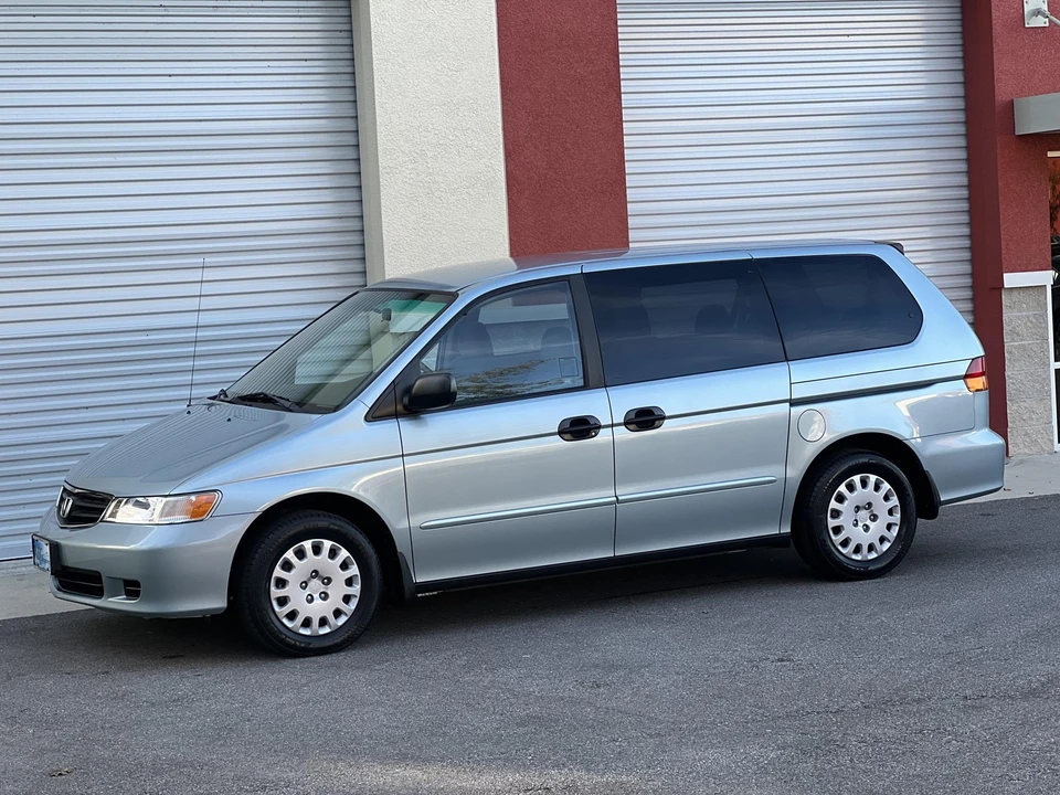2004 Honda Odyssey - Image 10 of 31