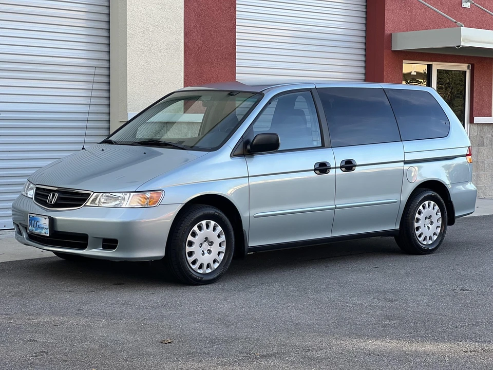 2004 Honda Odyssey - Image 9 of 31