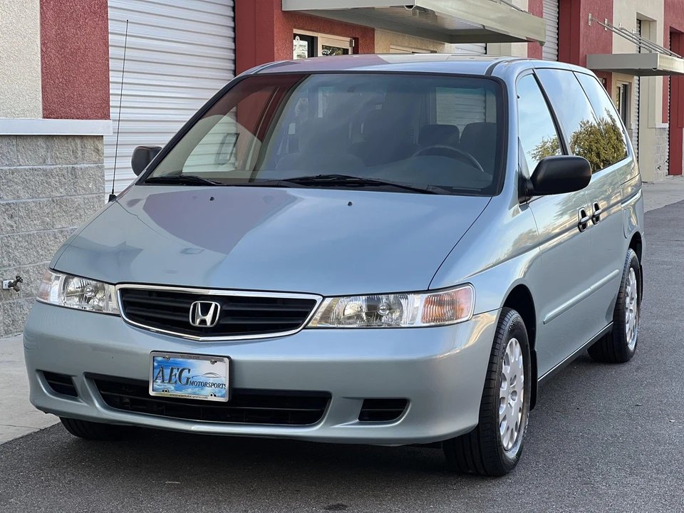 2004 Honda Odyssey - Image 3 of 31