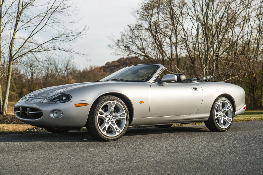 2004 Jaguar X100 XK8 - Image 2 of 31