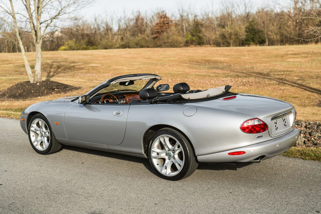2004 Jaguar X100 XK8 - Image 25 of 31