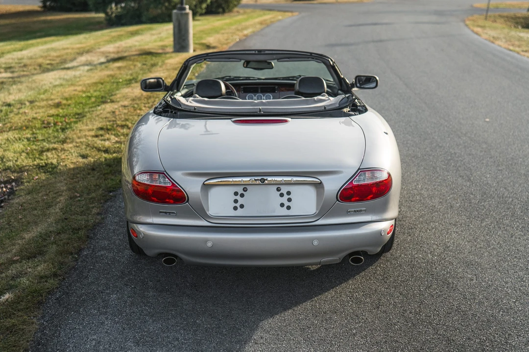 2004 Jaguar X100 XK8 - Image 19 of 31