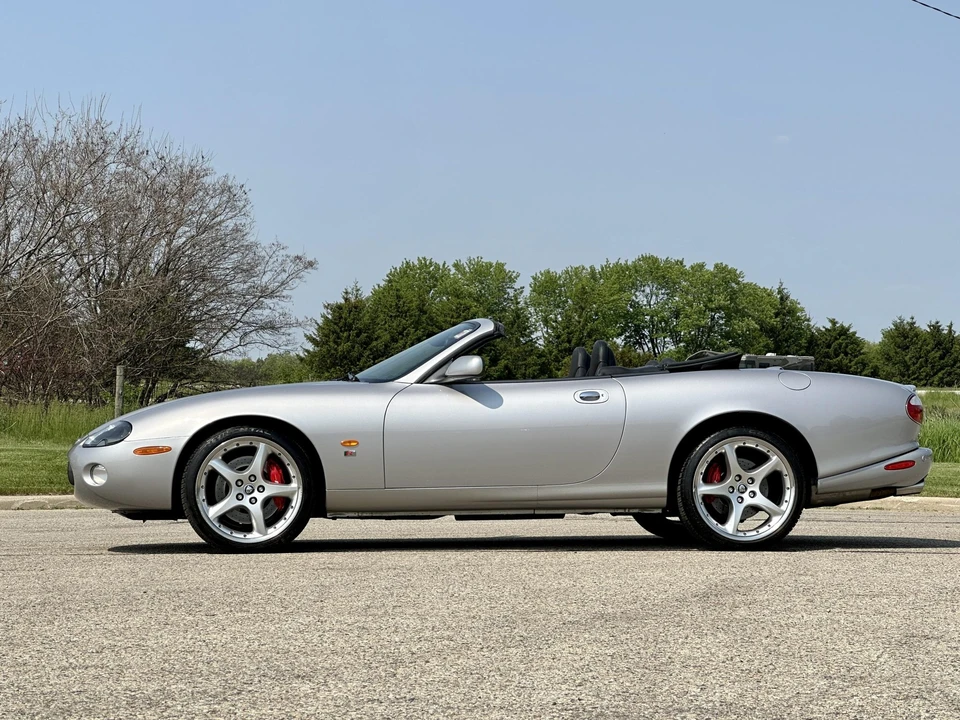 2004 Jaguar X100 XKR - Image 10 of 31