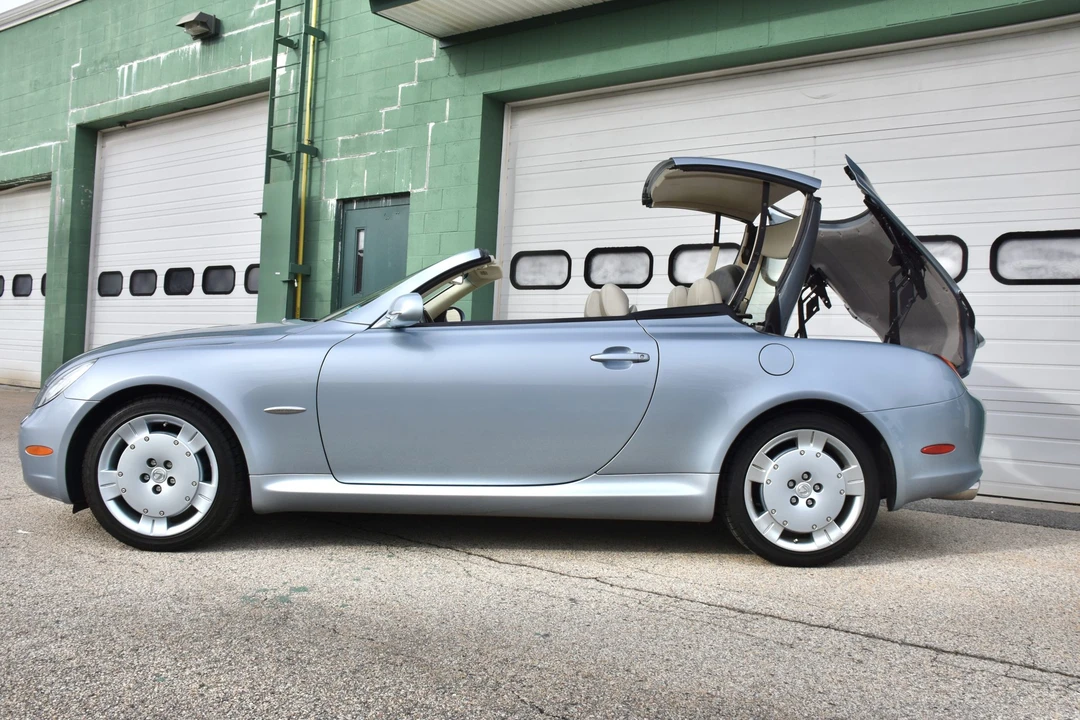 2004 Lexus SC430 - Image 16 of 31