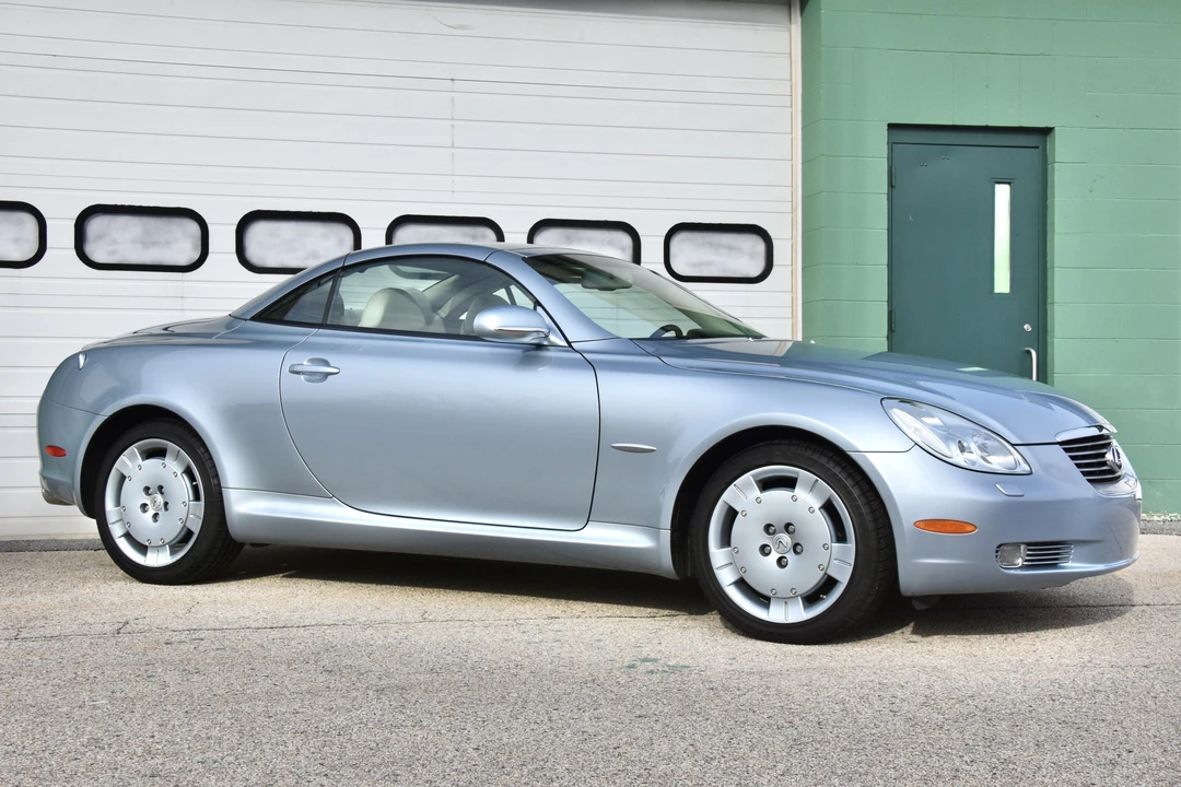 2004 Lexus SC430 - Image 4 of 31
