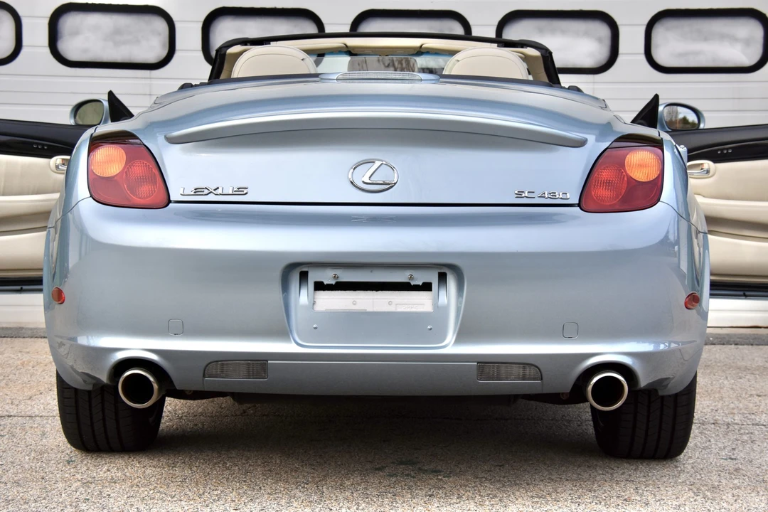 2004 Lexus SC430 - Image 23 of 31