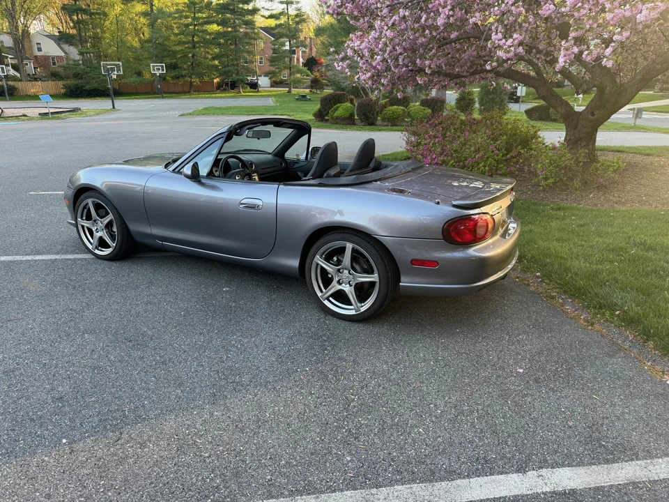 2004 Mazda NB Mazdaspeed MX-5 Miata - Image 4 of 31