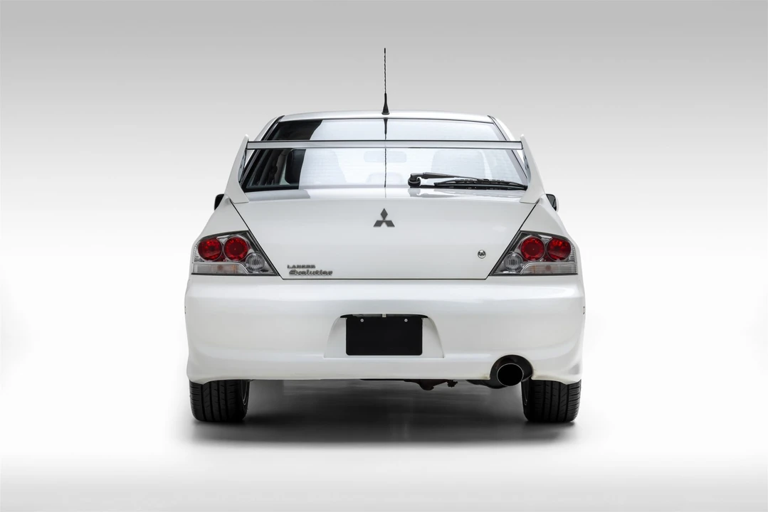 2004 Mitsubishi Lancer Evolution VIII 7th Gen - Image 17 of 31