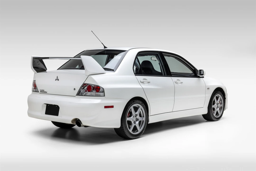 2004 Mitsubishi Lancer Evolution VIII 7th Gen - Image 14 of 31