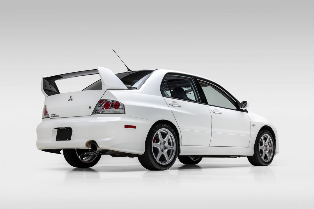 2004 Mitsubishi Lancer Evolution VIII 7th Gen - Image 12 of 31