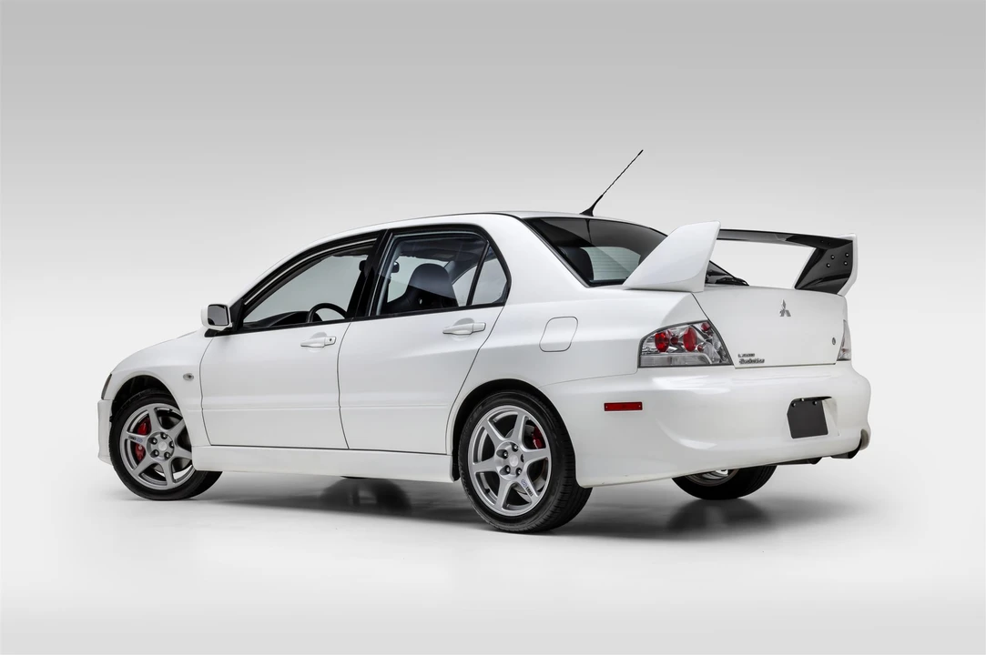 2004 Mitsubishi Lancer Evolution VIII 7th Gen - Image 21 of 31