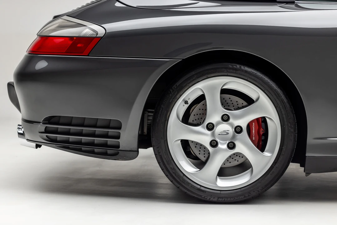2004 Porsche 996 Carrera 4S - Image 25 of 31