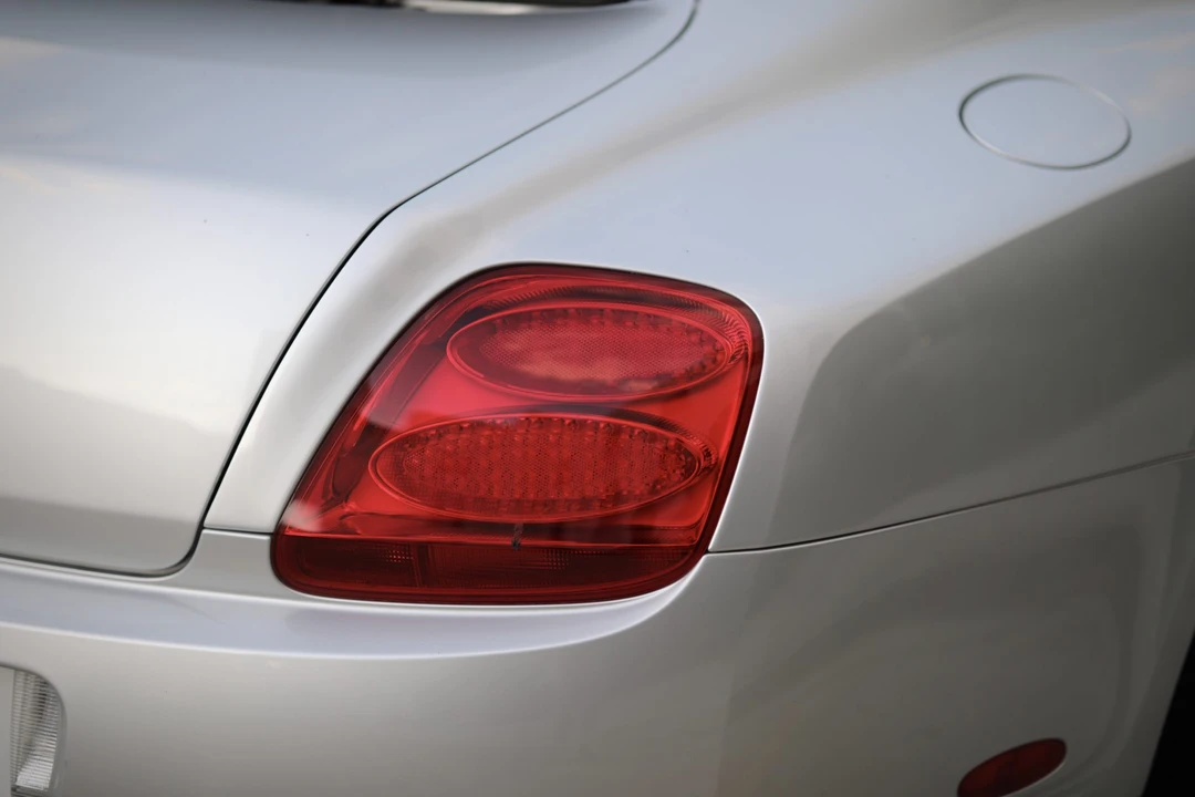 2005 Bentley Continental GT 1st Gen - Image 26 of 31