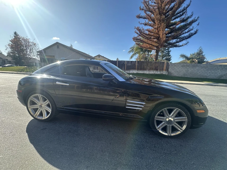 2005 Chrysler Crossfire - Image 13 of 31