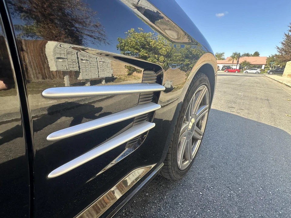 2005 Chrysler Crossfire - Image 27 of 31