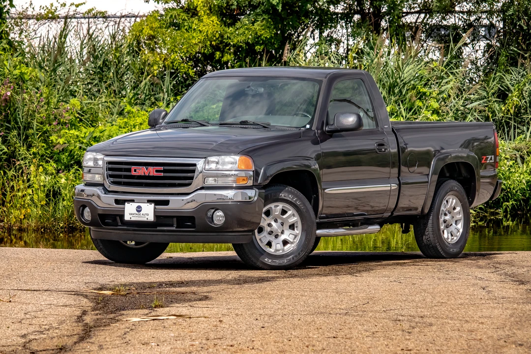 2005 GMC Sierra 2nd Gen - Image 4 of 31