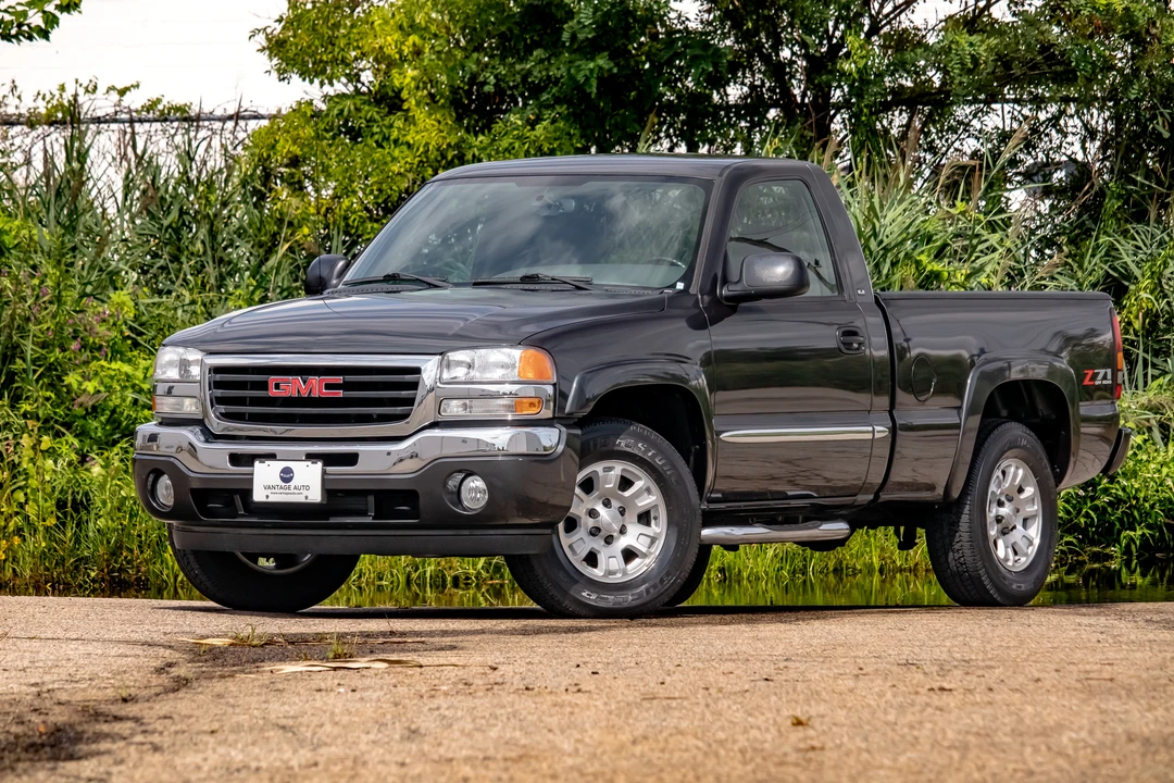 2005 GMC Sierra 2nd Gen - Image 5 of 31