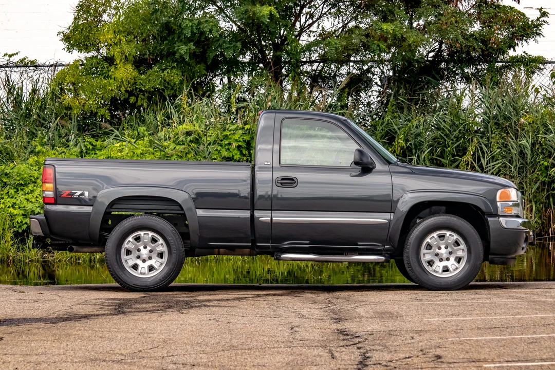 2005 GMC Sierra 2nd Gen - Image 26 of 31