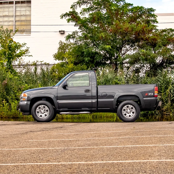2005 GMC Sierra 2nd Gen - Image 7 of 31