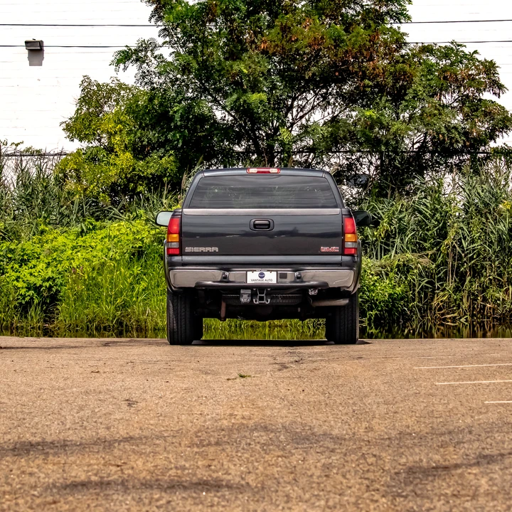 2005 GMC Sierra 2nd Gen - Image 14 of 31