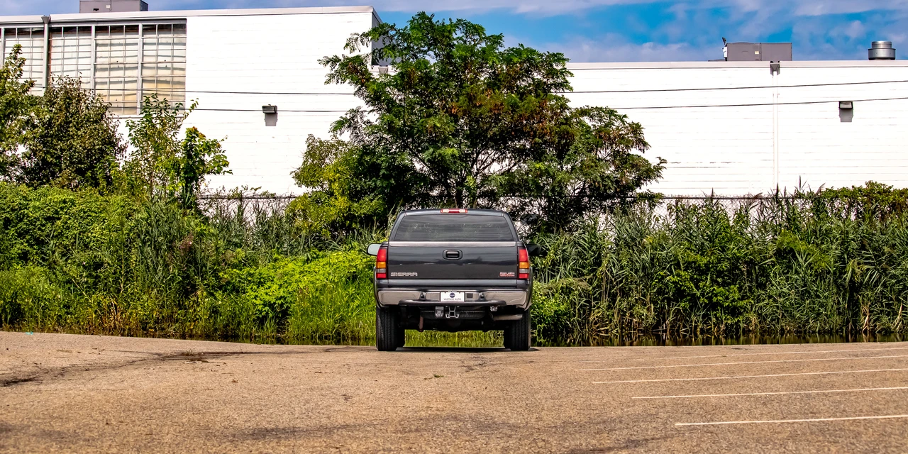 2005 GMC Sierra 2nd Gen - Image 12 of 31