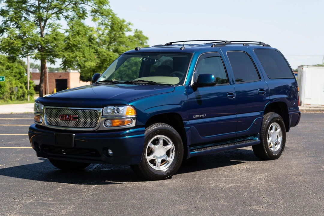 2005 GMC Yukon 2nd Gen - Image 3 of 31
