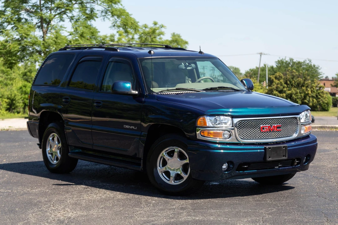 2005 GMC Yukon 2nd Gen - Image 16 of 31
