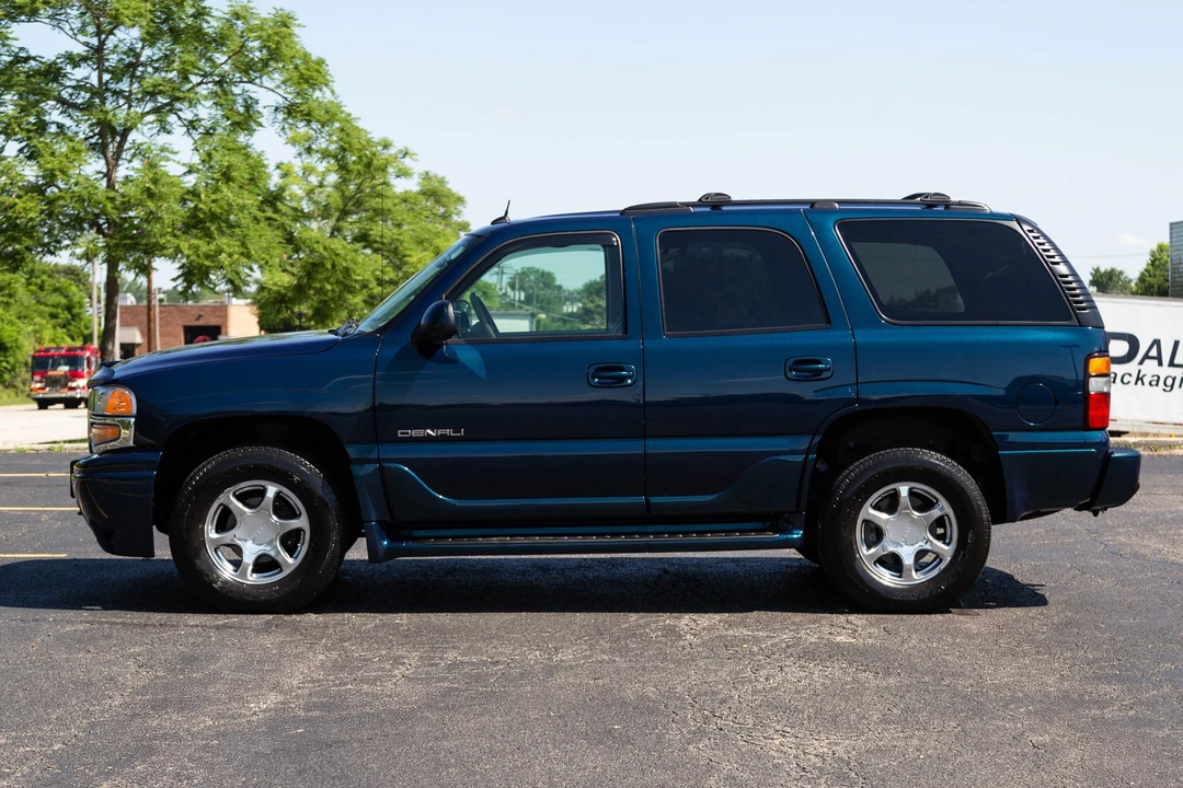 2005 GMC Yukon 2nd Gen - Image 4 of 31