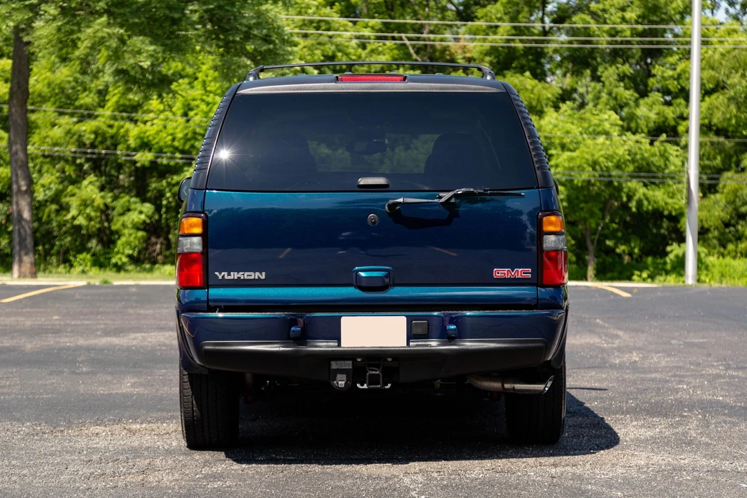 2005 GMC Yukon 2nd Gen - Image 9 of 31
