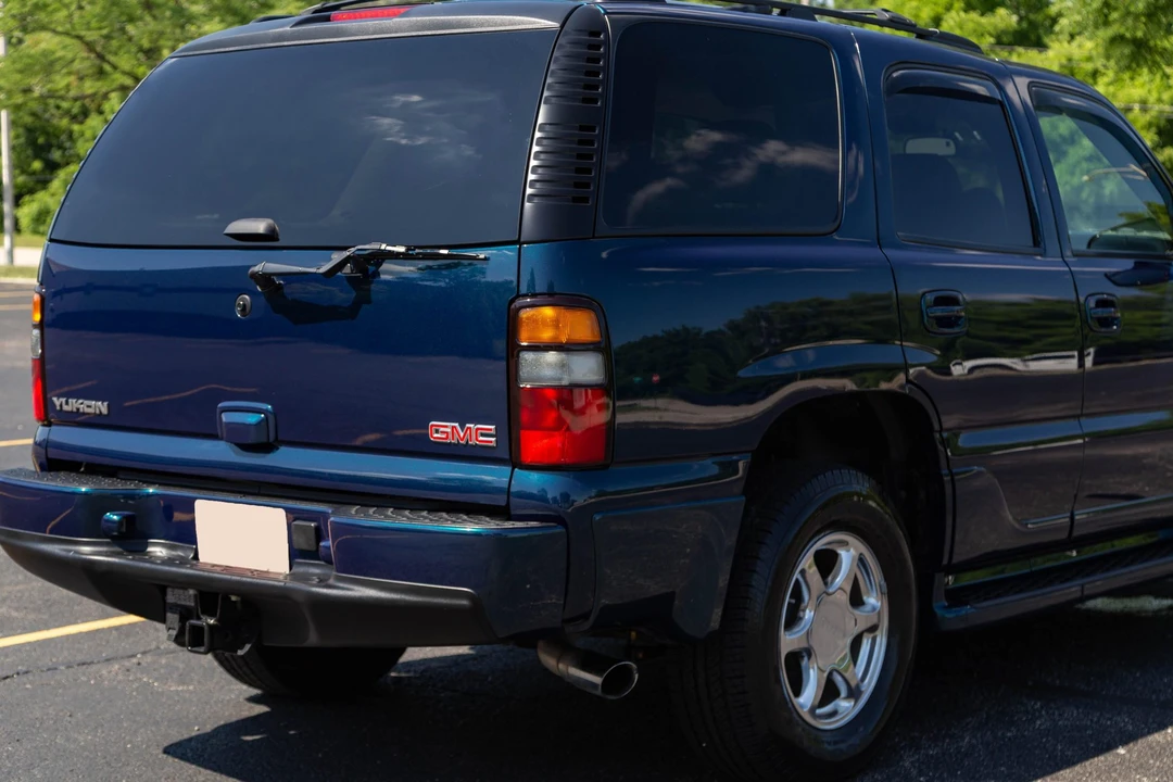 2005 GMC Yukon 2nd Gen - Image 28 of 31