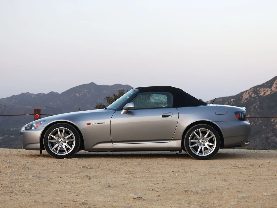 2005 Honda AP2 S2000 - Image 15 of 31