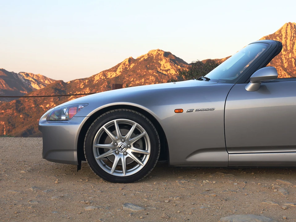 2005 Honda AP2 S2000 - Image 25 of 31