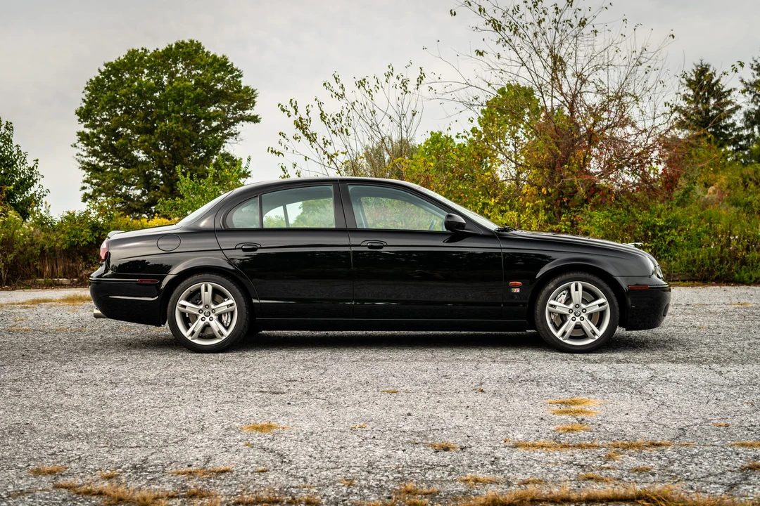 2005 Jaguar S-Type 2nd Gen - Image 26 of 31