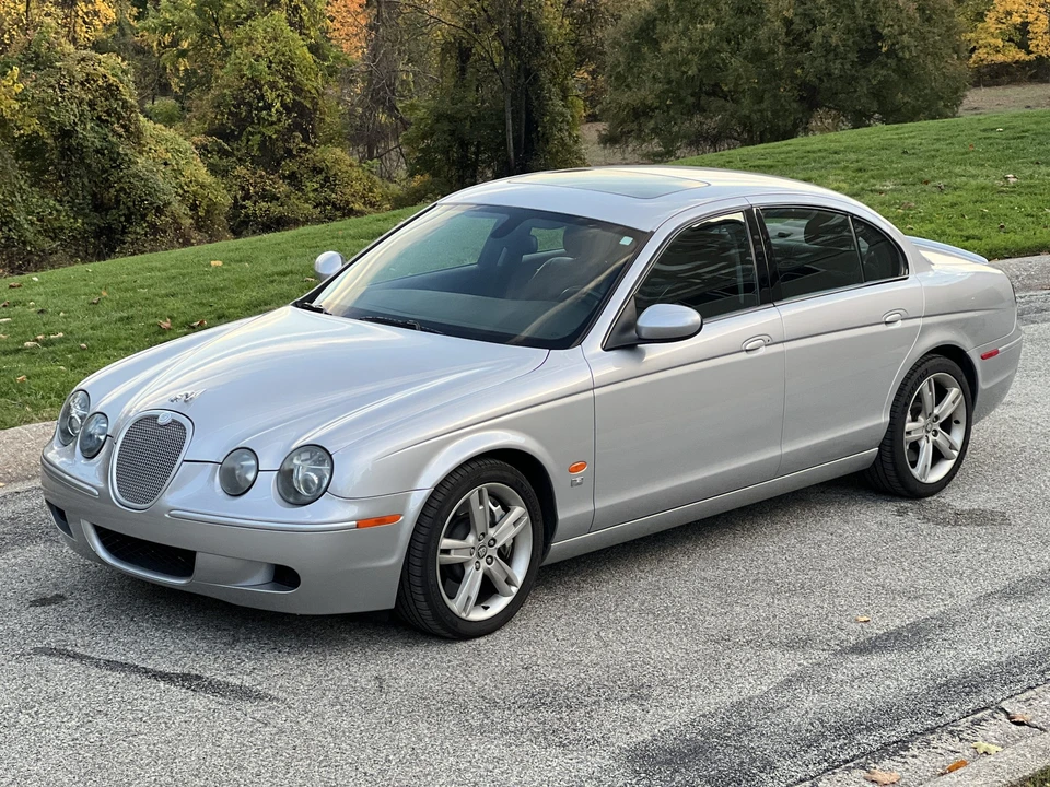 2005 Jaguar S-Type 2nd Gen - Image 4 of 31