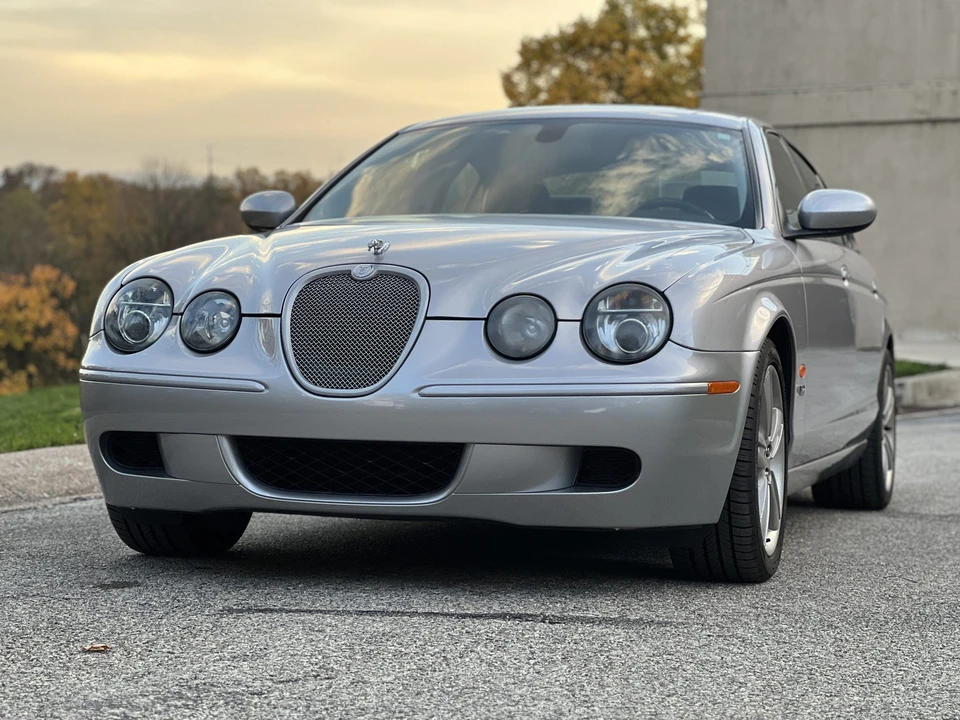 2005 Jaguar S-Type 2nd Gen - Image 9 of 31