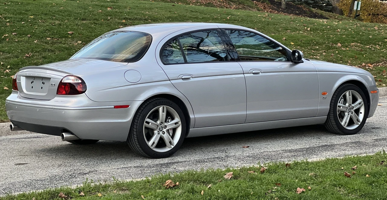 2005 Jaguar S-Type 2nd Gen - Image 19 of 31